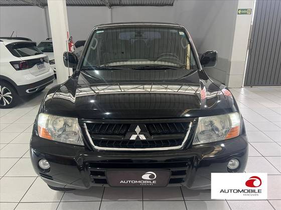 MITSUBISHI PAJERO FULL 3.8 HPE 4X4 V6 24V GASOLINA 4P AUTOMÁTICO MITSUBISHI PAJERO FULL 3.8 HPE 4X4 V6 24V GASOLINA 4P AUTOMÁTICO